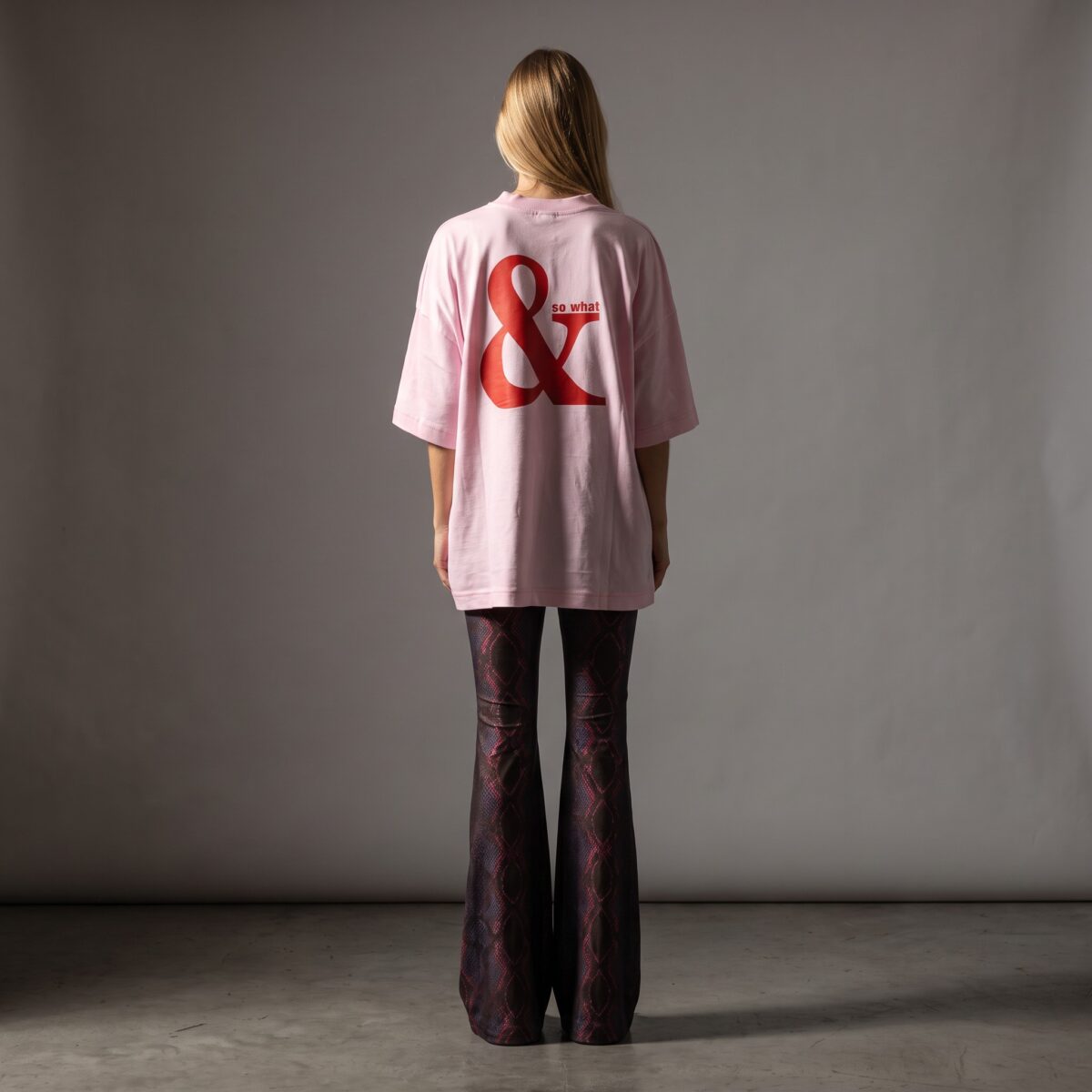 And So What? Graphic T-Shirt Pink