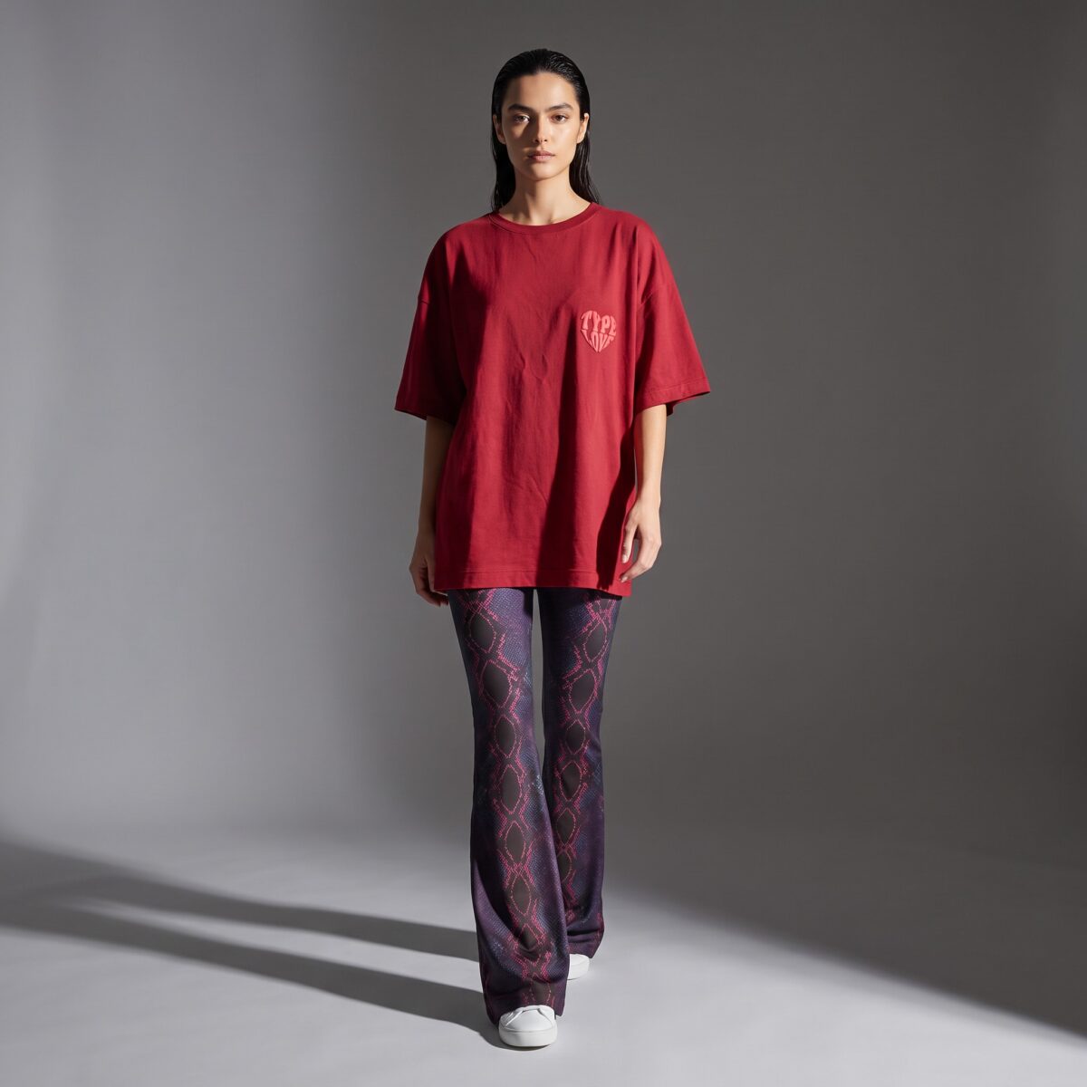 Type Love Heart Logo Puff T-Shirt Burgundy